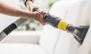 Comment nettoyer et redonner de l’éclat à son canapé ? 