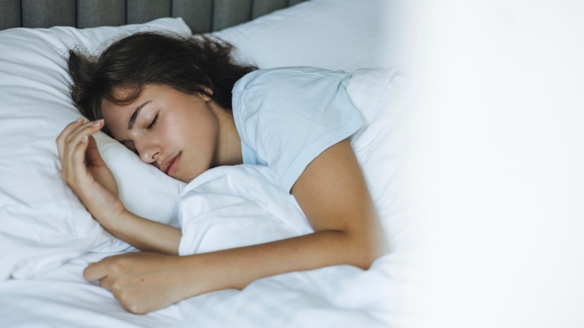 Bien dormir lorsqu’il fait chaud : quelles astuces utiliser ? 